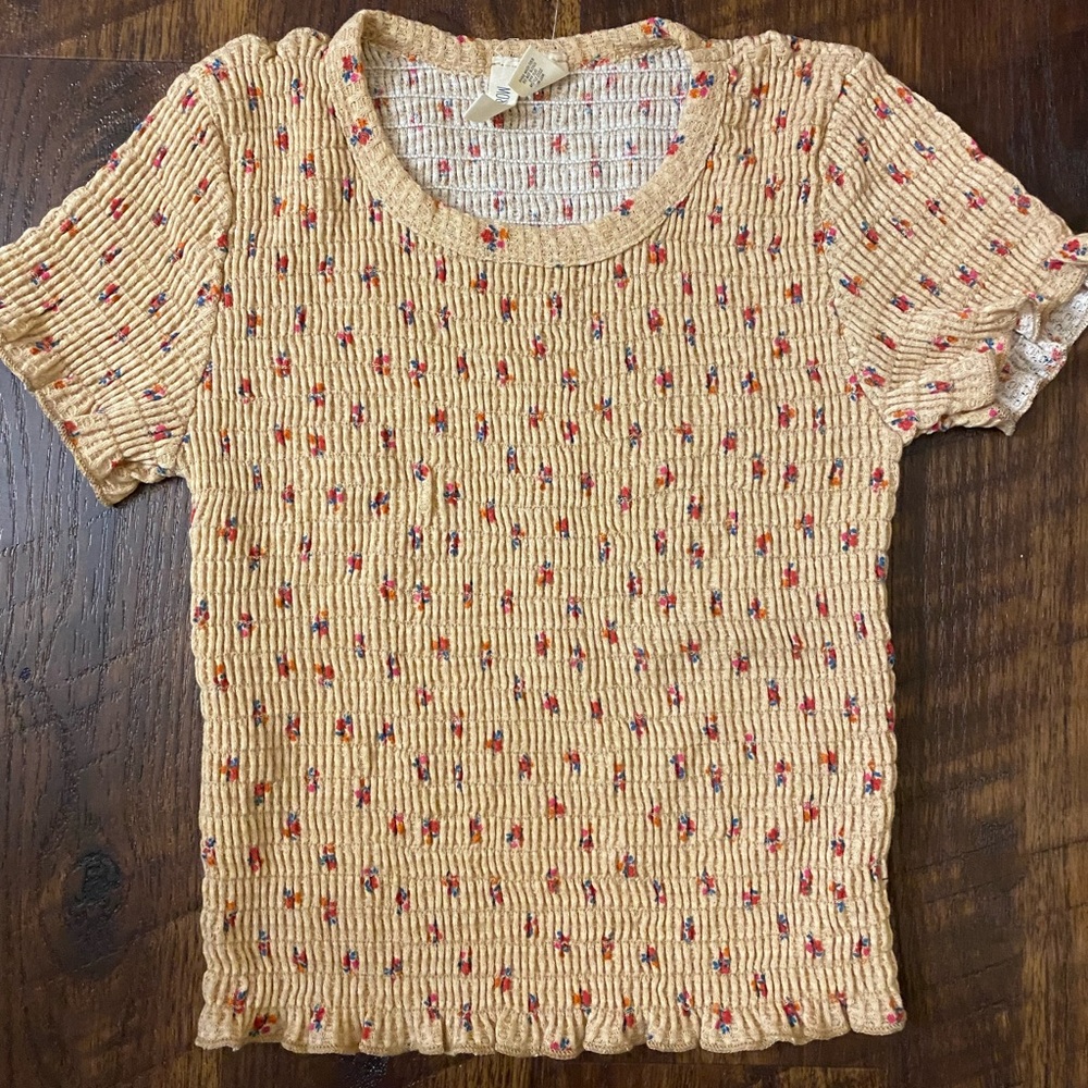 Sky abs Sparrow ribbed flower tan shirt, Women’s Medium